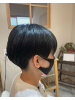 アカリ(acari)&nbsp;刈り上げショート