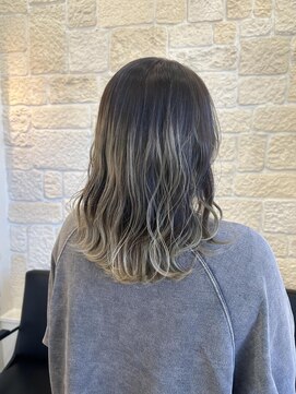 エアリー透明感グラデーション【東川口　ブリーチ】