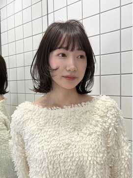 ソト 銀座(soto.) ミディアムレイヤーカット/大人ガーリー/ダークアッシュ/銀座