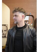 エディ(Edy) メンズケアブリーチスパイキーショートスキンフェード眉毛カット