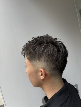 フィン(fin) フェードカット