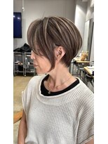 ジゼル(gisele)&nbsp;立体感ハイライト×ショートカット