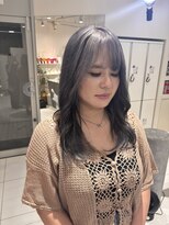 ステラ ヘア デザイン サロン(STELLA hair design salon)&nbsp;ハイトーンシルバー×ミディアムレイヤー【由比藤】