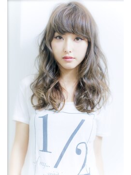 ヘアリゾートユア 新大久保店(hair resort YuA) センターパート×ルーズな外国人風ウェーブ