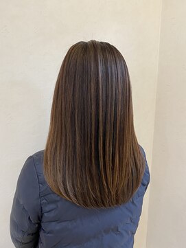 イソラヘアアトリエ(Isola hair atelier) 【Isola】ツヤストレート×ロング
