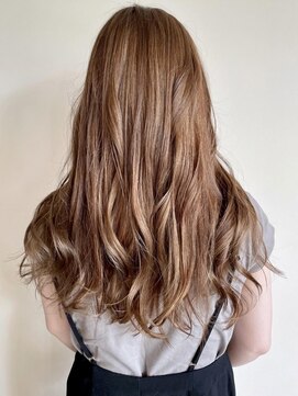 トップヘアーラウンジ 知立(TOP HAIR Lounge) ハイライトとやわらかグレーパール/ハイトーンカラー