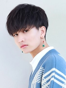 リップス 二子玉川店 (LIPPS) 自然な流れる動き【ナチュラルサイドパートマッシュ】