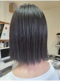 切りっぱなし風ボブ