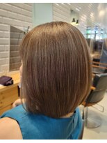 アリーマーケット(ALLEY MARKET)&nbsp;【脱白髪染め】大人女性のナチュラルボブ