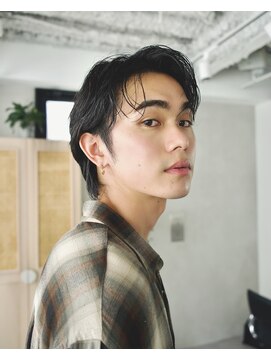 シア(SHEA gakugeidaigaku) ニュアンスデザイン/ブルーブラック/韓国マッシュ/30代40代50代