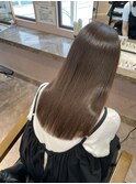 ブラウンベージュカラー