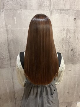 フリーダム(FREE-DOM) 縮毛矯正と髪質改善を最大限に活かしてロングの美髪スタイル