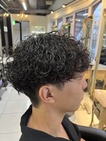 アイズ 海老名(AIZU) 波巻きツイストスパイラル 波巻きパーマ メンズサロン 眉毛