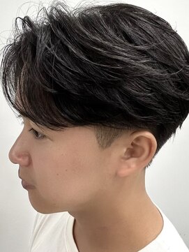 アンドワークス カシワ(&WORKS kashiwa) 【好感度抜群】ナチュラルな動きとタイトなショート