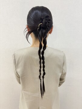 トッカ 三宮ANNEX(tocca) 【SAKURA】ねじねじカチモリヘア♪