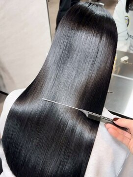 ユーザ(YUZA) 縮毛矯正