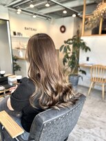 バトー バイ トリコ 船橋北口店(BATEAU by tricot) ヘーゼルベージュ