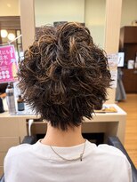 アローズ ステラプレイス店(HELLO'S)&nbsp;立体感ショートパーマ×ハイライト