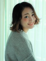 グラス(grass)&nbsp;Aライン　エアリー　ふわミディ　ボブ　グラデーションカラー