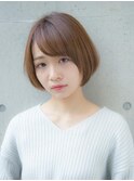 ショートボブ 流しバング アッシュベージュ