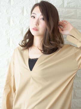 ノイン(noine) 朝のスケジュールは、お洋服選びが最初