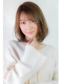 【elfo】30代におすすめ!ミディアムボブの内巻きスタイル