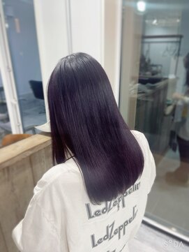 プラグ(Plug) ツヤ髪ロング