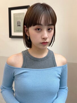 ハニー 町田(HONEY) 耳かけボブ　ワイドバング　ヘーゼルオリーブ