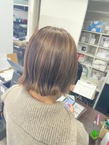 アイズ 本厚木(AIZU)&nbsp;白髪ぼかしシャドウルーツ