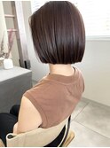 お洒落に白髪も染めたボブスタイル