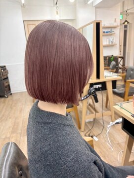 ネオリーブ クーロ(Neolive curro) 小顔タッセルボブ×ぱつっとボブ[美髪/縮毛矯正/横浜韓国]