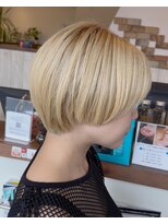 ヘアーエポック(hair epoque) 20代30代大人可愛い小顔ショート丸みマッシュカット