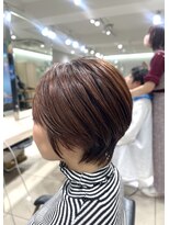 アッシュ 高幡不動店(Ash) 絶壁解消ひし形小顔前下がりくびれショート丸みショート