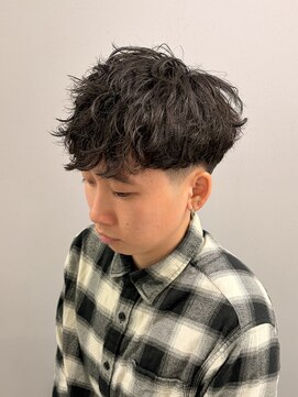 フライ 東通り店(Frei) シャドウパーマ