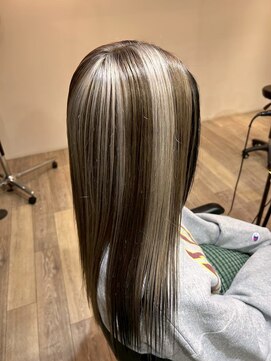 ブリックバイブレイス 千葉 千葉中央(brick by brace) 千葉駅/オリーブグレー/小顔/ココアベージュ