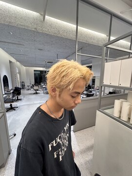 ライン(LYNE) スパイキーショート