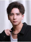 黒髪アップバングショート