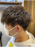 ツイストパーマ風マッシュショート