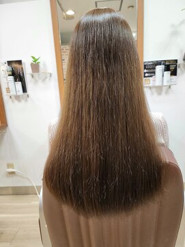 ロワール 亀戸(Roworl) 新色イルミナマリーン