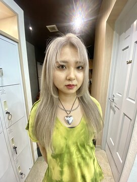 アジールヘア 赤羽駅南口店(agir hair) ホワイトベージュホワイトカラーホワイトシルバー赤羽
