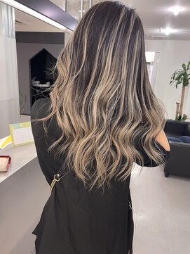 キング 枚方店(K!ng) 【枚方、高槻、梅田】ホワイトハイライト