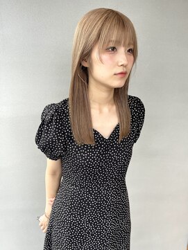 エフ(f) ハイトーンストレートヘア