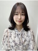 韓国レイヤーカットミディアムくびれヘア