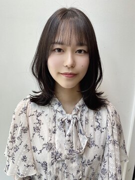 ステア ケース(stair case) 韓国レイヤーカットミディアムくびれヘア