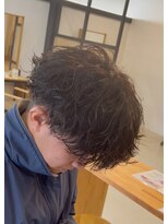 メンズギフト(men's GIFT)&nbsp;刈り上げツーブロック波巻きスパイラルパーマメンズマッシュ