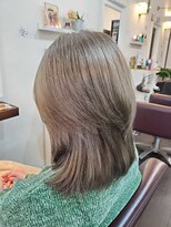 ノッティングヒル ヘアーアンドユー(NOTTINGHILL hair&you) ミディアムレイヤー