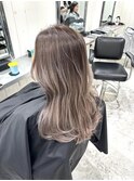 バレイヤージュ×ベージュ