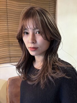 トレス(TRESS) ハイライトカラー/レイヤーカット/くびれヘア/デザインカラー