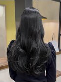 グレージュ　ブルーブラック
