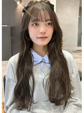 ラミエバイメルト 下北沢(lamie by melt) 20代30代顔周りレイヤーロングダブルカラーオリーブグレージュ